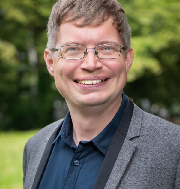 Dr. Karsten Lenk